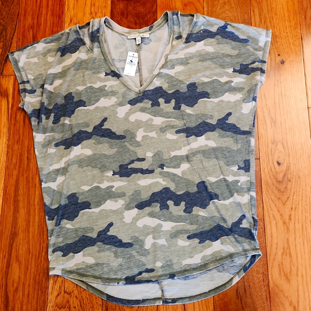 Womens Express camo cold shoulder shirt. Size medium, brand new with tags.